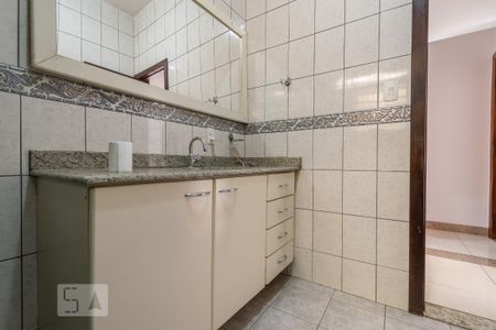 Casa para alugar com 286m², 3 quartos e 2 vagas Casa para alugar com 286m², 3 quartos e 2 vagasBanheiro Social