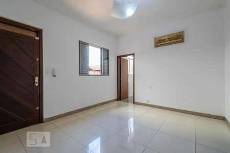 Sala de casa para alugar com 3 quartos, 286m² em Caiçaras, Belo Horizonte