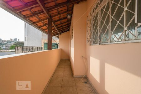 Casa para alugar com 286m², 3 quartos e 2 vagas Casa para alugar com 286m², 3 quartos e 2 vagasVaranda dos Fundos