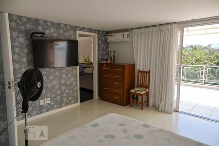 Apartamento à venda com 390m², 4 quartos e 3 vagas Apartamento à venda com 390m², 4 quartos e 3 vagasSuite 2
