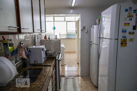 Apartamento à venda com 390m², 4 quartos e 3 vagas Apartamento à venda com 390m², 4 quartos e 3 vagasCozinha