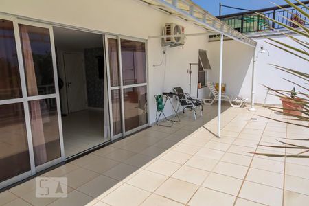 Apartamento à venda com 390m², 4 quartos e 3 vagas Apartamento à venda com 390m², 4 quartos e 3 vagasVaranda da Suite 2
