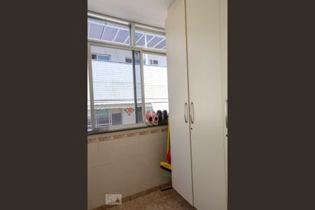Apartamento à venda com 390m², 4 quartos e 3 vagas Apartamento à venda com 390m², 4 quartos e 3 vagasÁrea de serviço