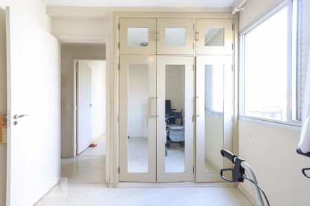 Apartamento para alugar com 65m², 2 quartos e 1 vagaQuarto 2