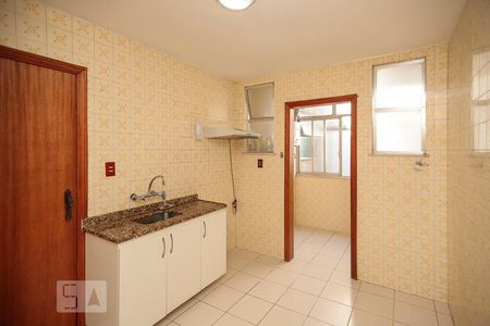 Apartamento à venda com 61m², 2 quartos e 1 vaga Apartamento à venda com 61m², 2 quartos e 1 vagaCozinha