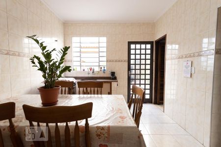 Casa à venda com 150m², 3 quartos e 4 vagasCozinha