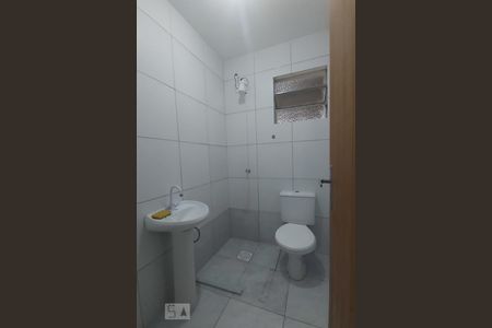 Banheiro de apartamento para alugar com 1 quarto, 45m² em Santo Antônio, Porto Alegre