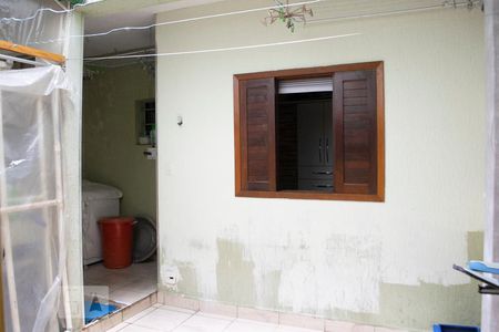 Casa à venda com 120m², 3 quartos e 2 vagasQUINTAL