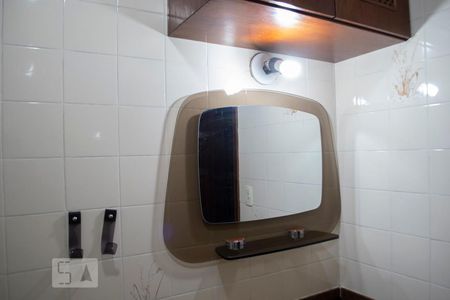 Casa à venda com 120m², 3 quartos e 2 vagasBANHEIRO