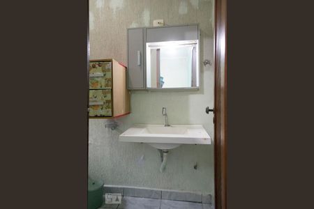 Casa à venda com 120m², 3 quartos e 2 vagasBANHEIRO SUITE 