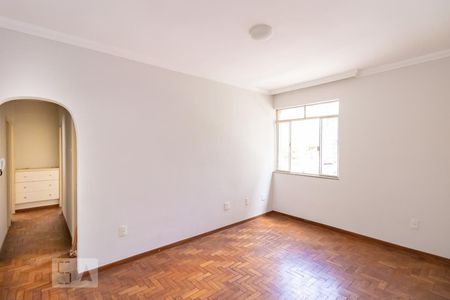 Sala de apartamento para alugar com 3 quartos, 90m² em Sion, Belo Horizonte