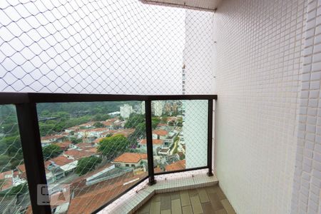 Apartamento à venda com 108m², 3 quartos e 2 vagasSacada do Quarto 3