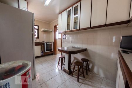 Apartamento à venda com 108m², 3 quartos e 2 vagasCozinha