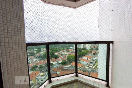 Apartamento à venda com 108m², 3 quartos e 2 vagasSacada do Quarto 3