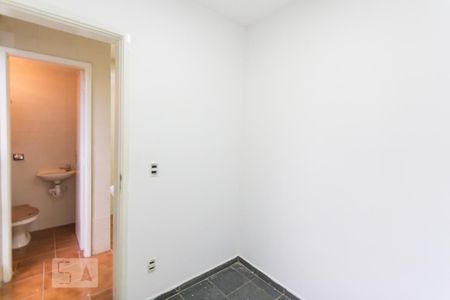 Apartamento para alugar com 89m², 2 quartos e sem vagaQuarto de Serviço