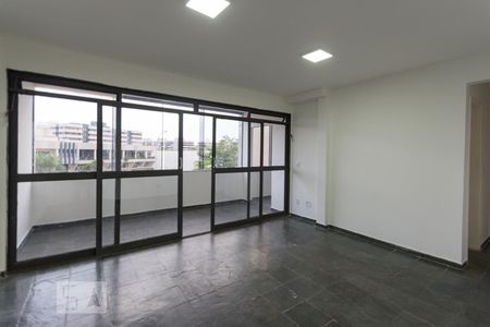 Sala de apartamento para alugar com 2 quartos, 89m² em Setor Sudoeste, Brasília