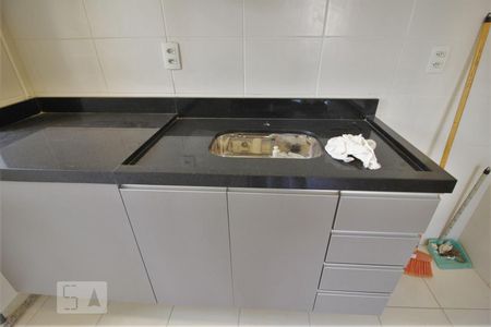 Apartamento à venda com 42m², 2 quartos e sem vagaPia