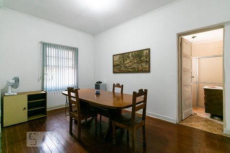 Casa à venda com 250m², 3 quartos e 5 vagasSuíte 2