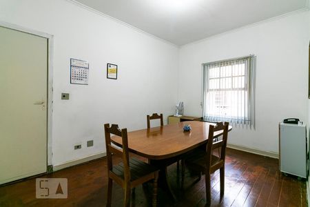 Casa à venda com 250m², 3 quartos e 5 vagasSuíte 2