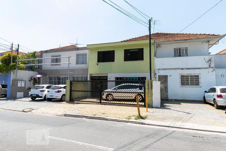 Casa à venda com 250m², 3 quartos e 5 vagasFachada