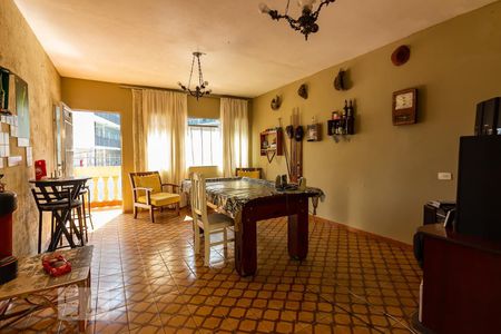 Casa à venda com 270m², 2 quartos e 3 vagasSala de Jogos