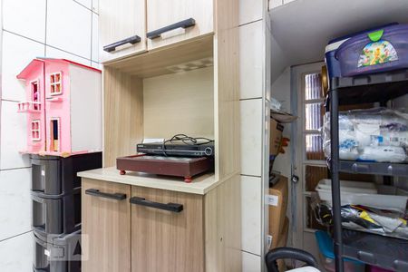 Casa à venda com 270m², 2 quartos e 3 vagasComodo