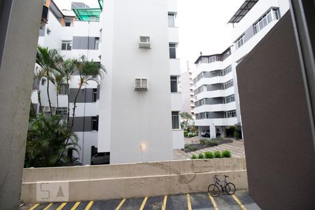 Vista da sala de apartamento para alugar com 2 quartos, 68m² em Itacorubi, Florianópolis
