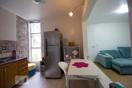 Apartamento para alugar com 68m², 2 quartos e sem vagaCozinha