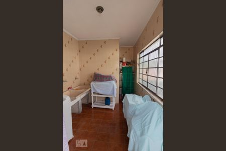 Área de Serviço de casa à venda com 3 quartos, 120m² em Jardim Marisa, São Paulo