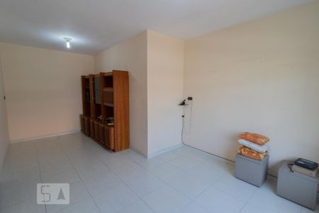 Sala de casa à venda com 3 quartos, 120m² em Jardim Marisa, São Paulo