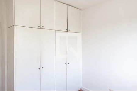 Quarto 1 de apartamento para alugar com 2 quartos, 56m² em Pechincha, Rio de Janeiro