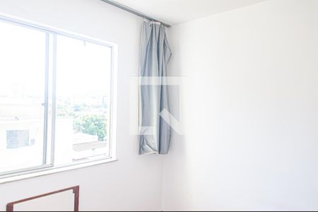 Quarto 1 de apartamento para alugar com 2 quartos, 56m² em Pechincha, Rio de Janeiro