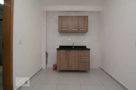 Cozinha de kitnet/studio para alugar com 1 quarto, 38m² em Vila Granada, São Paulo