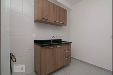 Cozinha de kitnet/studio para alugar com 1 quarto, 38m² em Vila Granada, São Paulo