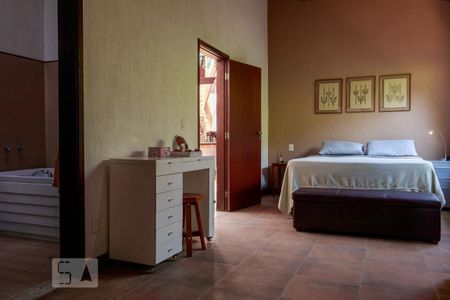 Casa à venda com 250m², 3 quartos e 3 vagasSuíte 2