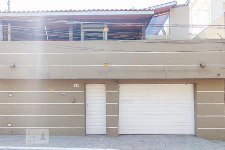 Casa à venda com 250m², 3 quartos e 3 vagasFachada