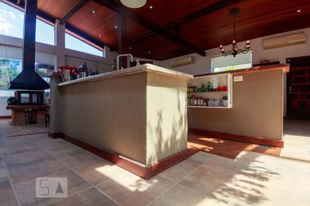 Casa à venda com 250m², 3 quartos e 3 vagasCozinha