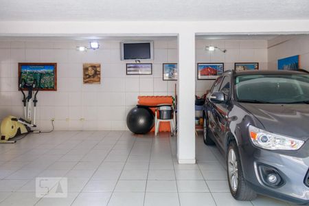 Casa à venda com 250m², 3 quartos e 3 vagasFachada