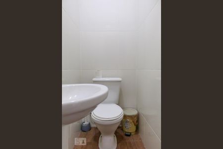 Casa à venda com 250m², 3 quartos e 3 vagasBanheiro de Serviço