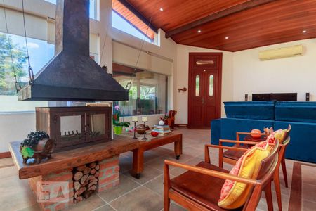 Sala de casa à venda com 3 quartos, 250m² em Parque Jabaquara, São Paulo