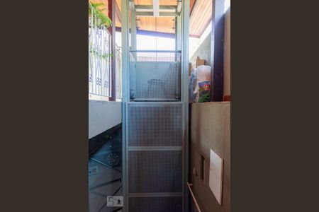 Casa à venda com 250m², 3 quartos e 3 vagasElevador