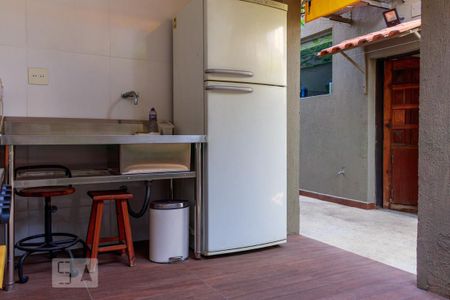 Casa à venda com 250m², 3 quartos e 3 vagasCozinha externa