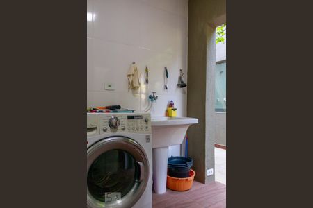 Casa à venda com 250m², 3 quartos e 3 vagasÁrea de Serviço