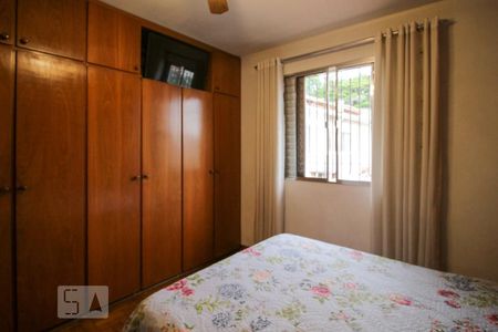 Quarto 1 de casa à venda com 2 quartos, 110m² em Vila Moraes, São Paulo