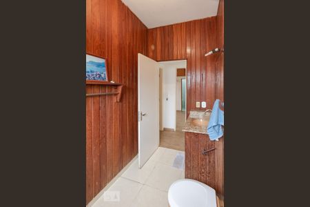 Casa para alugar com 227m², 3 quartos e 3 vagasBanheiro
