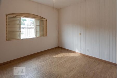 Casa para alugar com 227m², 3 quartos e 3 vagasQuarto 2