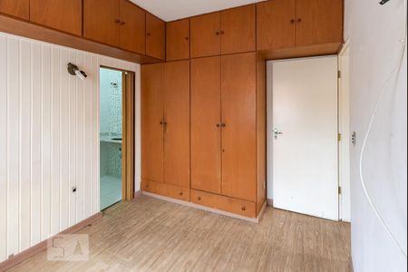 Suíte de casa para alugar com 3 quartos, 227m² em Jardim Novo Campos Elíseos, Campinas