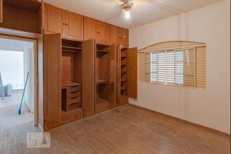 Casa para alugar com 227m², 3 quartos e 3 vagasQuarto 2
