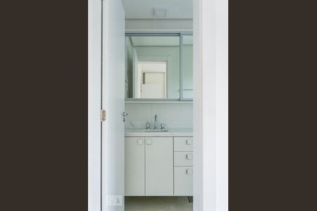 Apartamento à venda com 67m², 2 quartos e 1 vagaBanheiro da Suíte