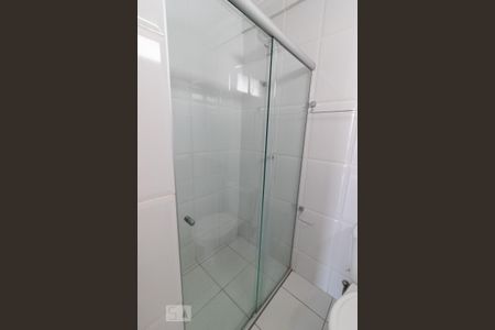 Apartamento para alugar com 60m², 2 quartos e 1 vaga Apartamento para alugar com 60m², 2 quartos e 1 vagaBanheiro do Quarto 2
